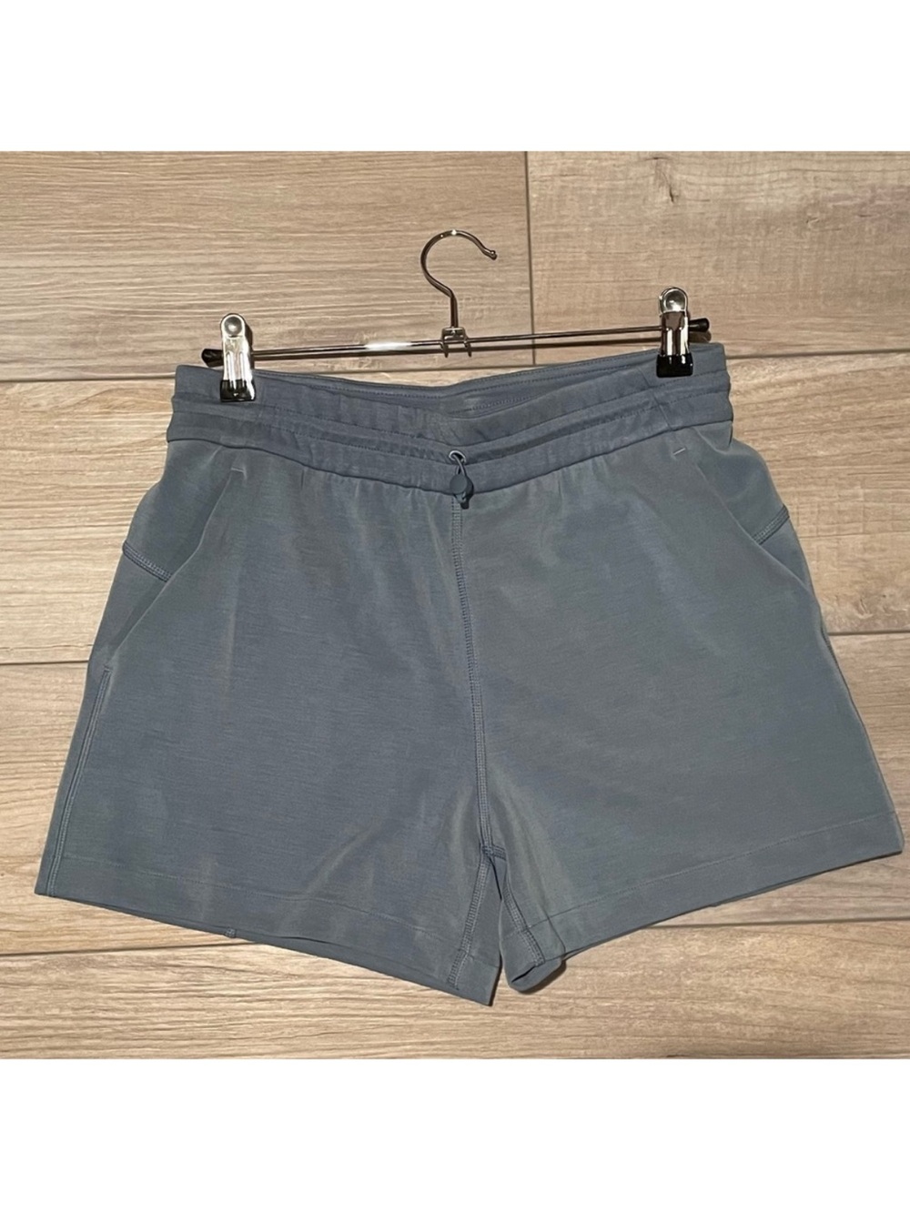 lululemon athletica Women's Slate Blue Athletic Shorts - Size 6